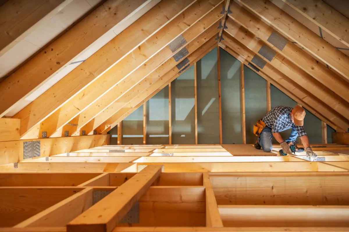 Comment transformer un grenier en chambre confortable et pleine de charme ?