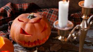 Les secrets pour créer un effet lumineux spectaculaire avec votre bougeoir citrouille